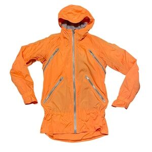 Lululemon NWOT Make It Rain Raincoat Jacket Size 4 Neon Orange‎